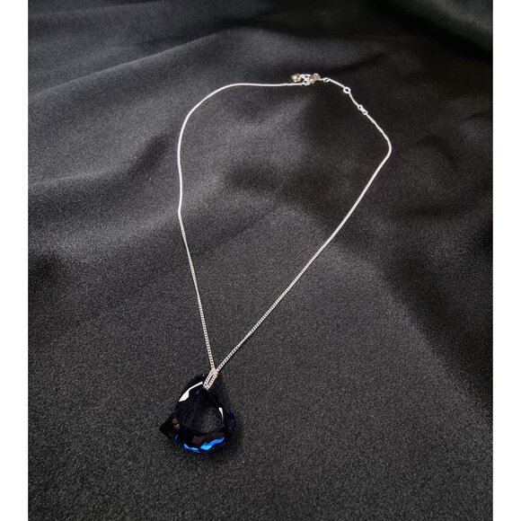 Rare Find Early 2000s Swarovski Heart Pendant Necklace With Crystal Blue Charm - Picture 2 of 6